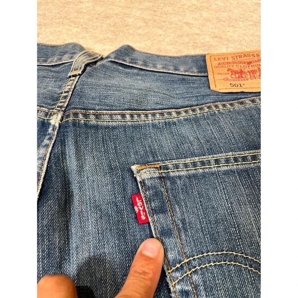 Levis‎ 501 Straight Leg Jeans Mens 38x34 Blue Whiskering Denim Cotton Button Fly